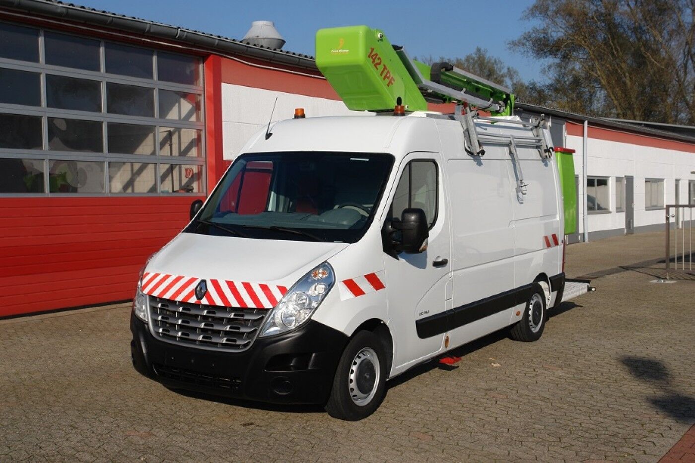 Renault Master 125 DCi autohoogwerker