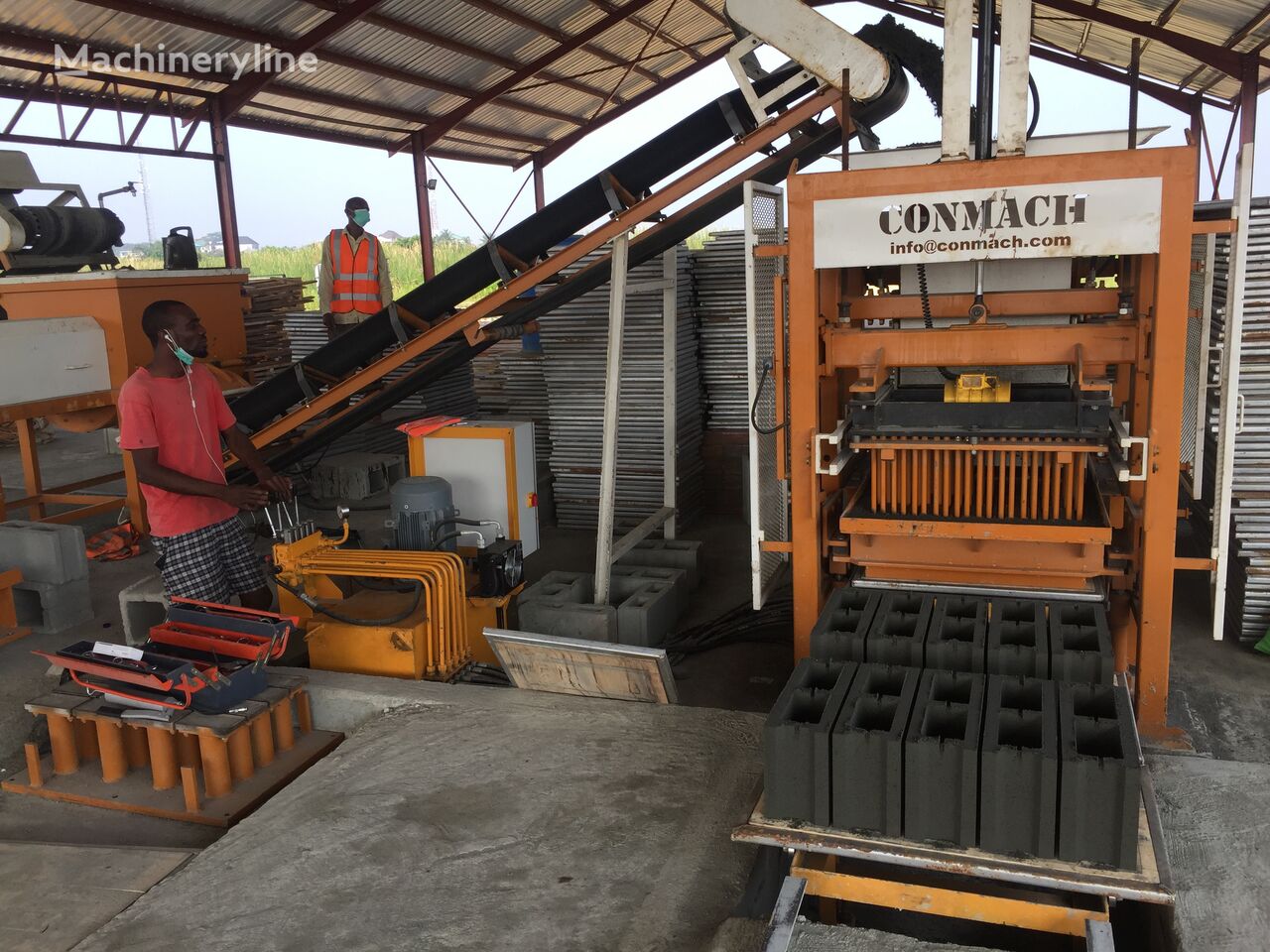 nieuw Conmach BlockKing-12MS Concrete Block Making Machine - 4.000 units/shift betonblok machine