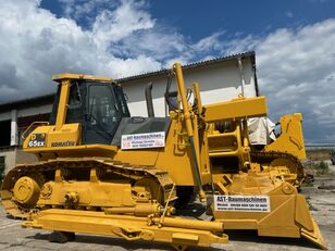 Komatsu D65EX12 bulldozer