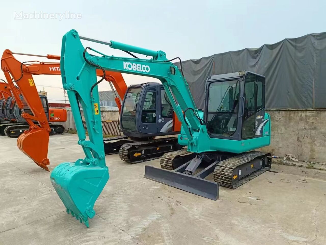 Kobelco SK60-8, 6 ton mini digger minigraver