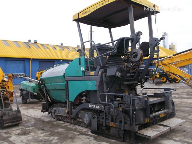 Vögele 1300-2 rups asfalteermachine