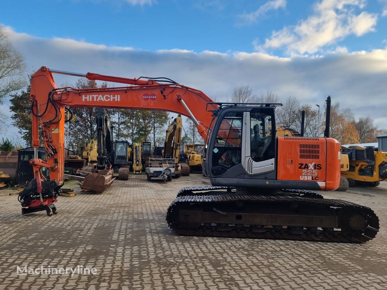 Hitachi ZX225USRL rupsgraafmachine