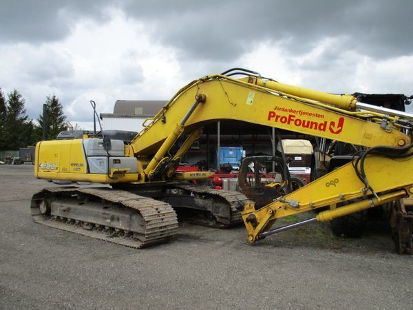 New Holland E265B FOR PARTS rupsgraafmachine